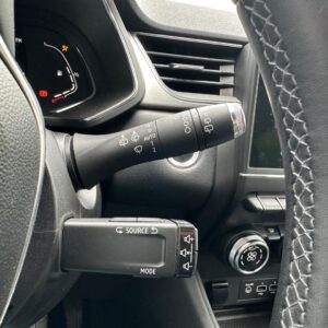 RENAULT CAPTUR 1.6 E-Tech Hybride 145 ch BVA Intens HYBRIDE ESSENCE – Image 12