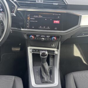 AUDI Q3 1.5 35 TFSI 150 ch S-tronic Business Line ESSENCE – Image 13