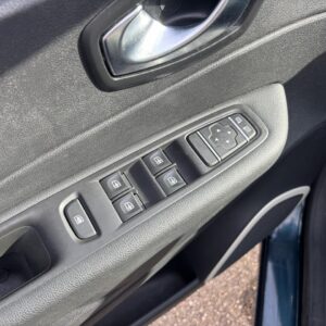 RENAULT CAPTUR 0.9 Energy TCe 90 ch Business ESSENCE – Image 15