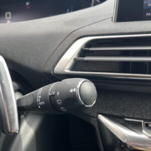 PEUGEOT 3008 1.5 BlueHDi S&S 130 ch EAT8 Allure Business DIESEL – Image 20