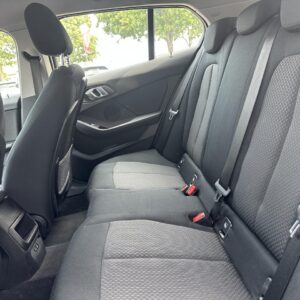 BMW SERIE 1 Série 1 F40 118i 1.5 136 ch DKG7 Business Design ESSENCE – Image 10