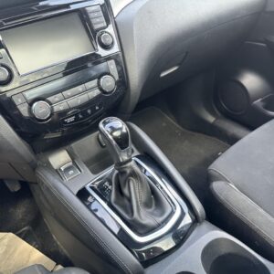 NISSAN QASHQAI 1,3 DIG-T 160 ch BVA N-Connecta ESSENCE – Image 11