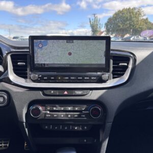 KIA XCEED 1.5 T-GDI 160 BV DCT Premium ESSENCE – Image 16